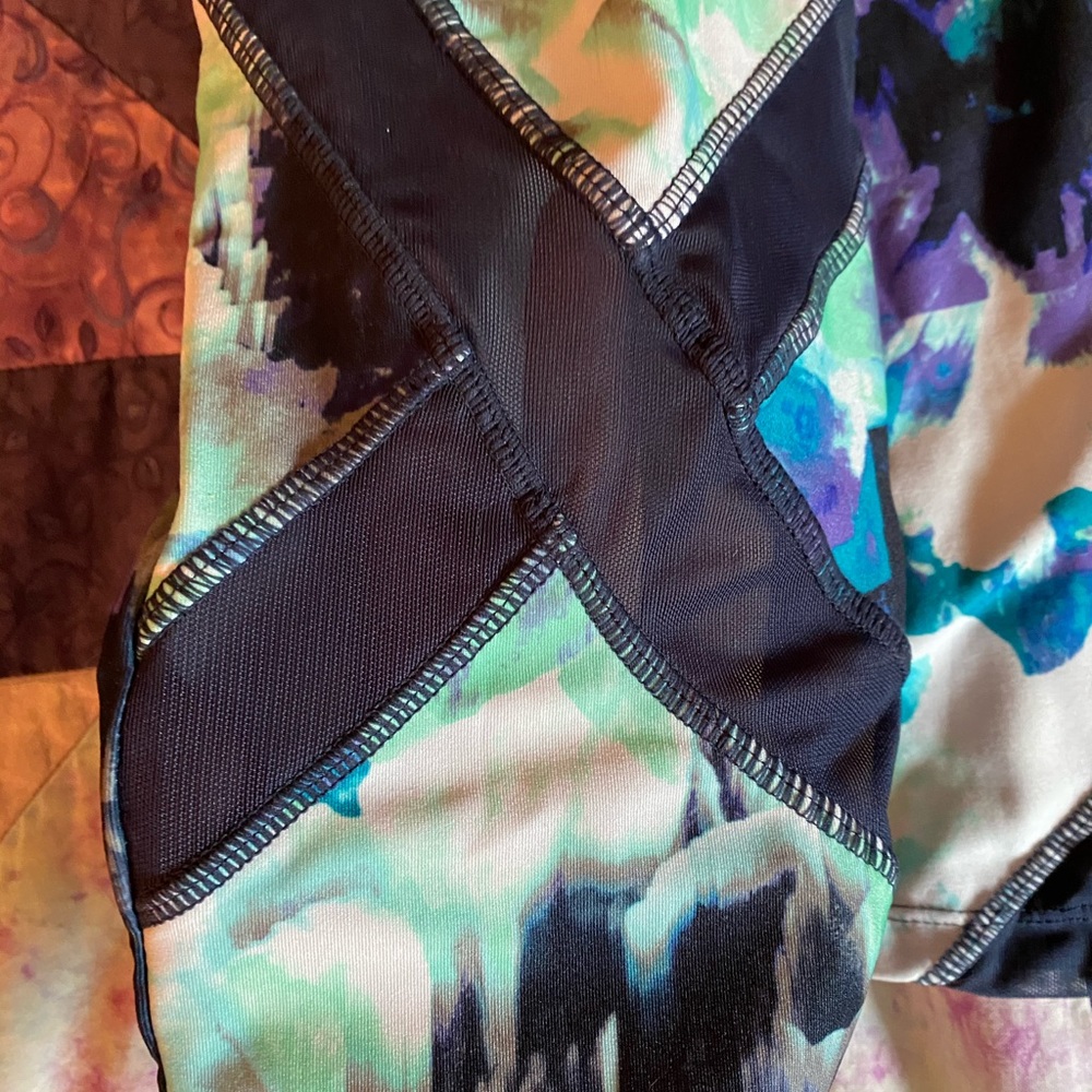 Medium marble leggings